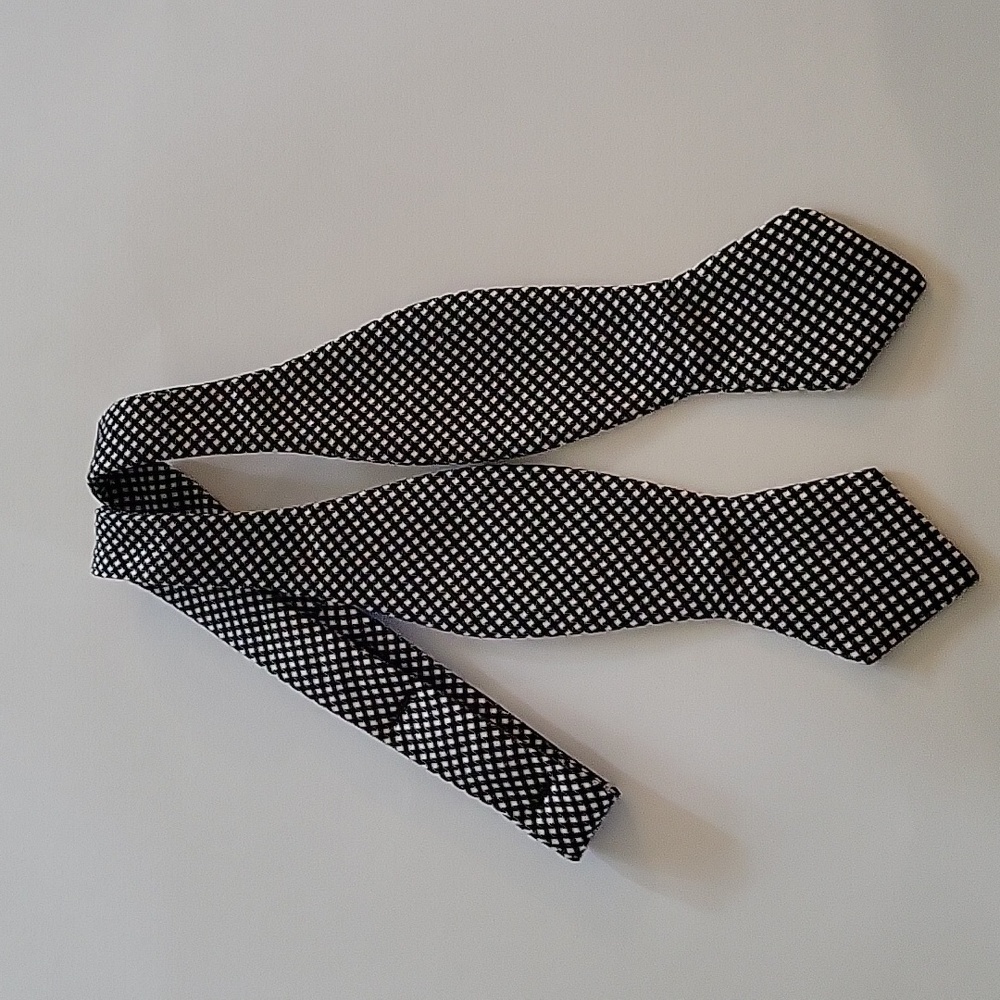 Metro Retro Men's Bow Tie